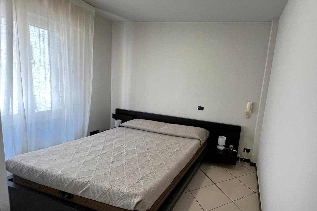 Persea Mare Appartamenti Arma di Taggia Luaran gambar
